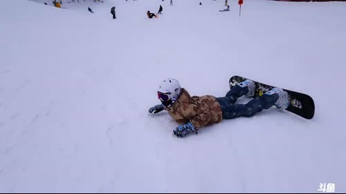 大魔王滑雪花样摔倒 2017-02-19 12点场