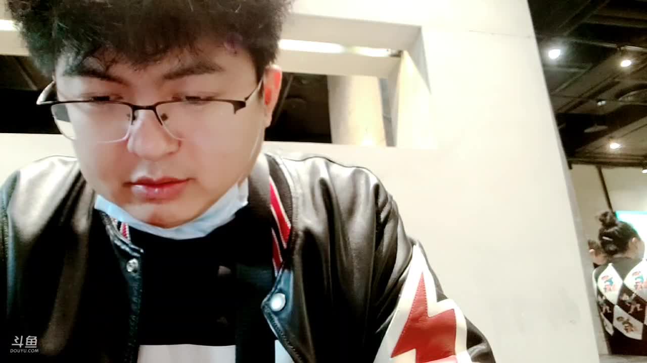 【2021-01-02 21点场】火力堂主：和雪兔妹妹吃个晚饭！