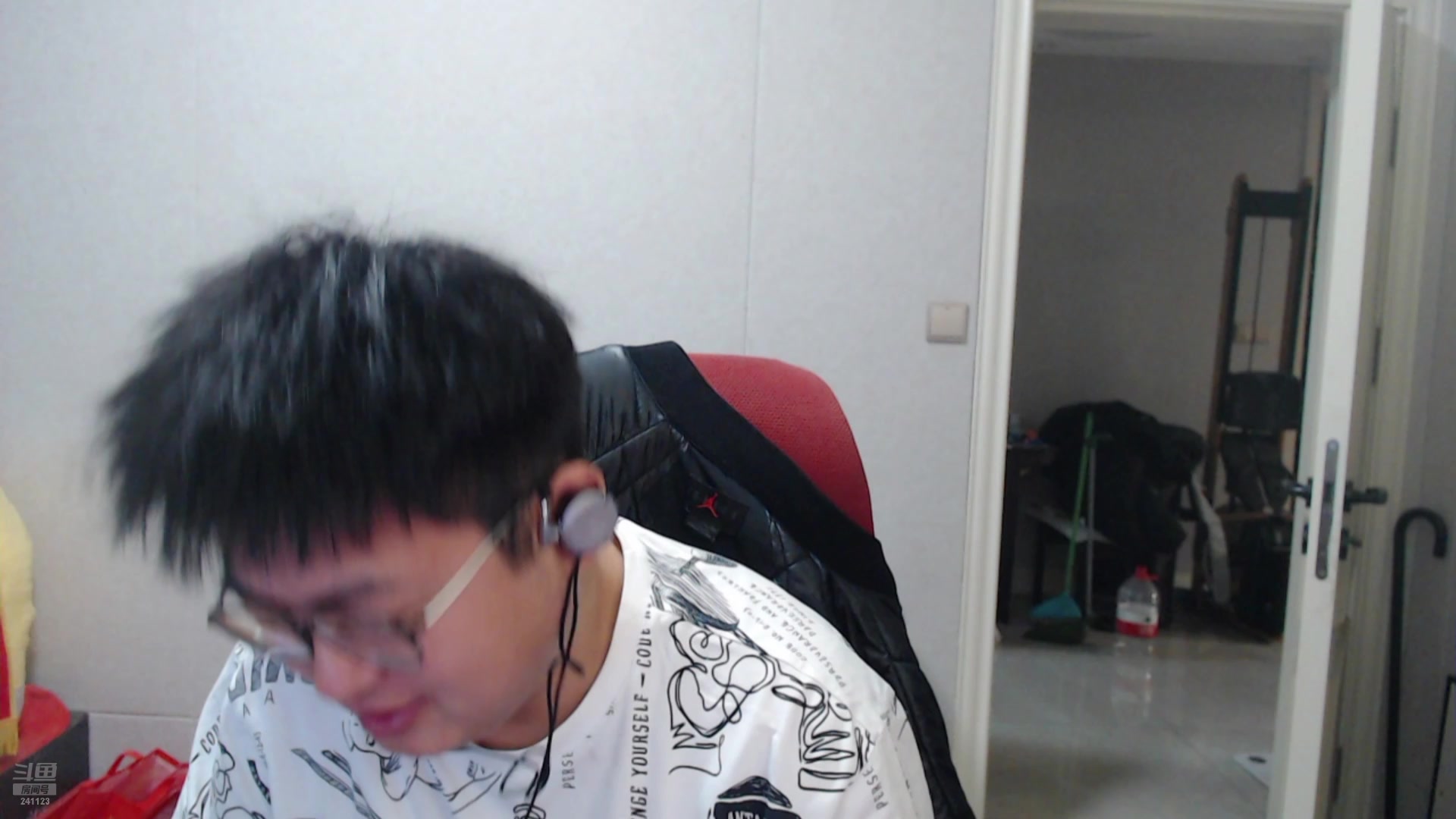 【2025-01-20 19点场】火力堂主：坐在家里，我人麻了！