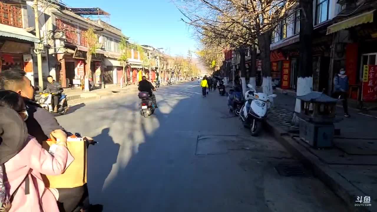 【2021-01-03 16点场】叶子户外：在大理，4号飞拉萨走317