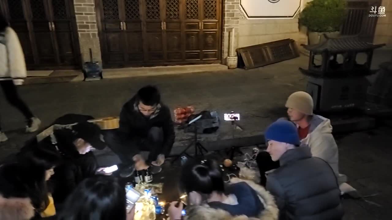 【2021-01-03 00点场】叶子户外：刚到大理晚点播，大概5点左      右