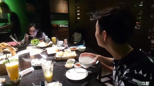 节目完了，吃饭吃饭 2017-05-07 00点场