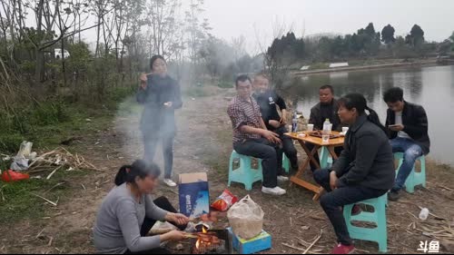 露营烧烤。 2017-04-04 17点场