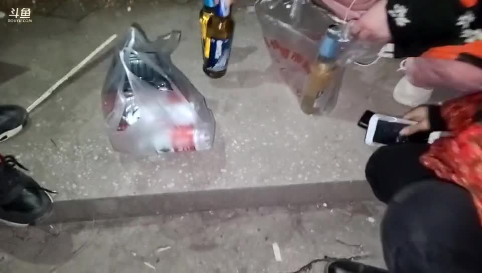 【2021-01-02 00点场】叶子户外：元旦快乐，今晚见