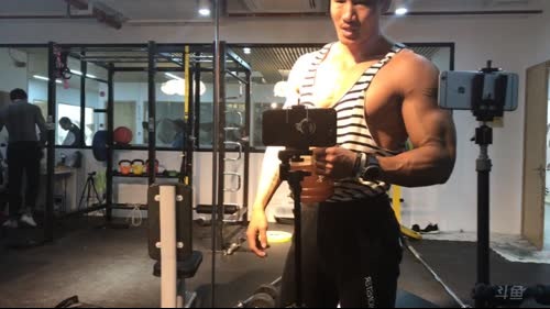 我好暴力哦，胸肌训练 2017-03-01 13点场