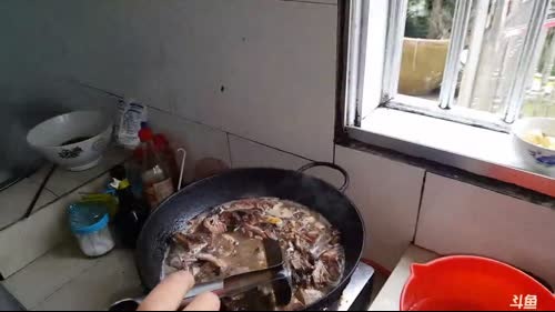 魅力：清汤水蜂子，腊肉炖黄鳝 2017-02-10 16点场