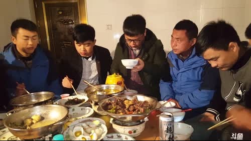 魅力：清汤水蜂子，腊肉炖黄鳝 2017-02-10 18点场