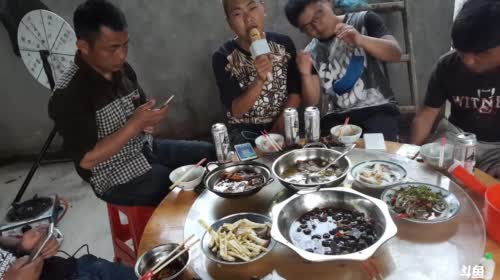 魅力美食开课了。 2017-04-17 18点场