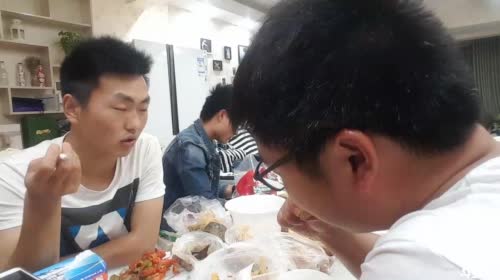 魅力：和表哥强仔一起喝喝酒聊聊天。 2017-04-28 19点场