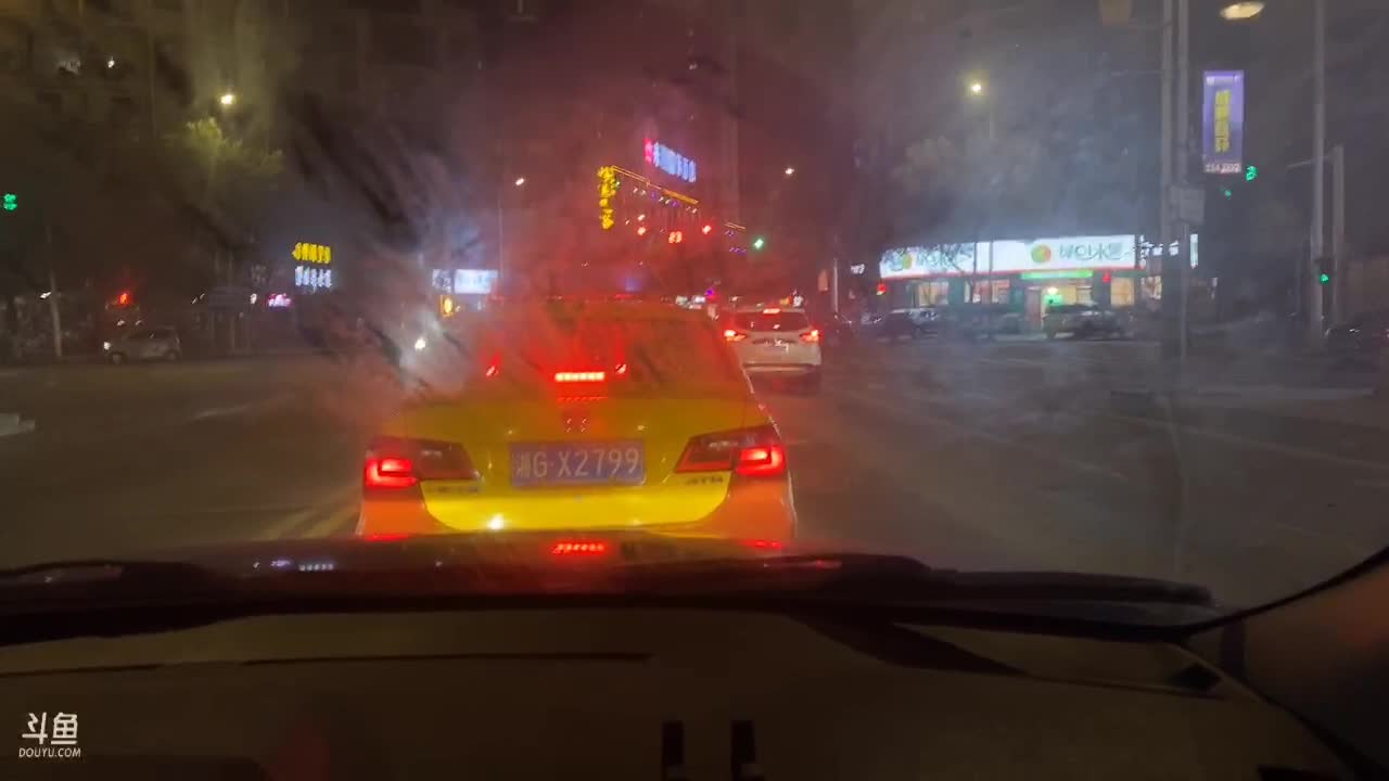 【2020-12-31 20点场】魅力生活i：县城跨年来啦