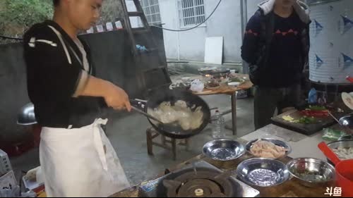 魅力美食开课了。 2017-04-08 17点场