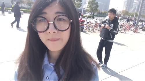 娜娜英语: 看dota比赛 2017-04-03 09点场