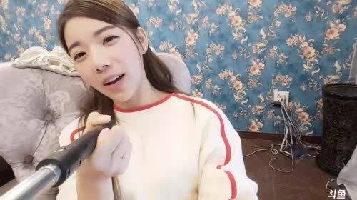 小姨子：想我没呀 2017-04-24 14点场
