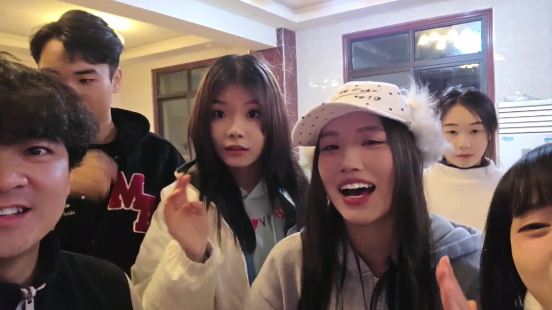 【2025-11-10 18点场】757户外：【非常互娱】757女团S7 娱乐季~