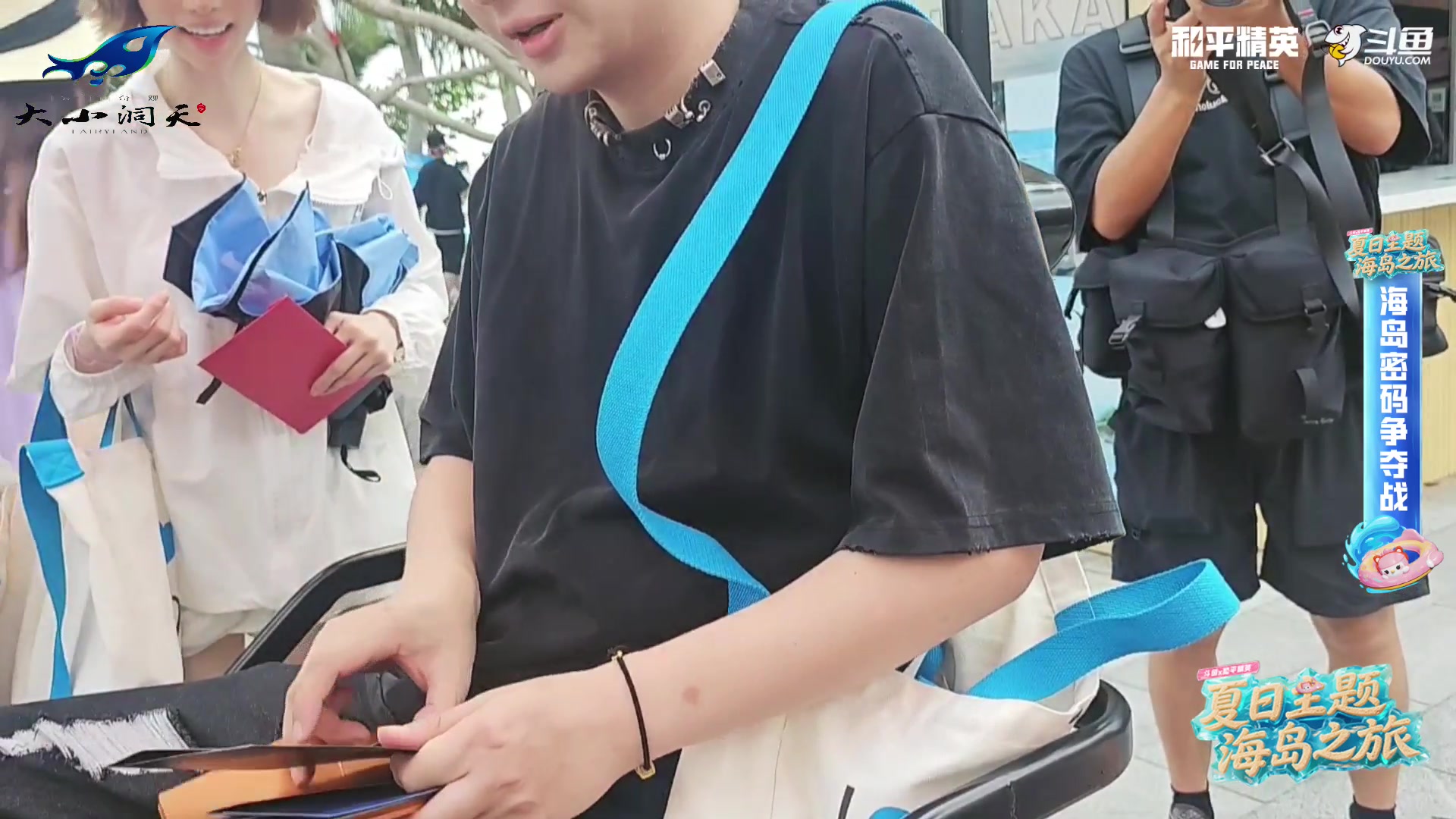 【2025-06-25 12点场】若若跑的贼快：三亚活动day3 打和平pc模拟器的一天