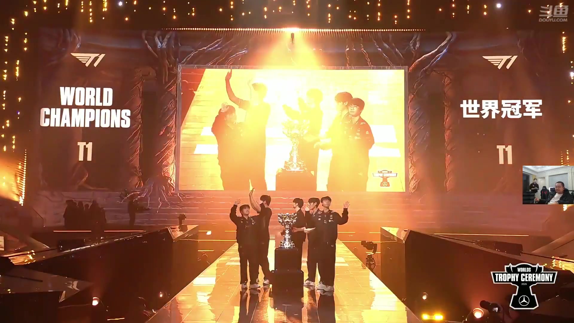 这是我剪辑的洞主丨歌神洞庭湖的直播精彩时刻，快来看看吧~