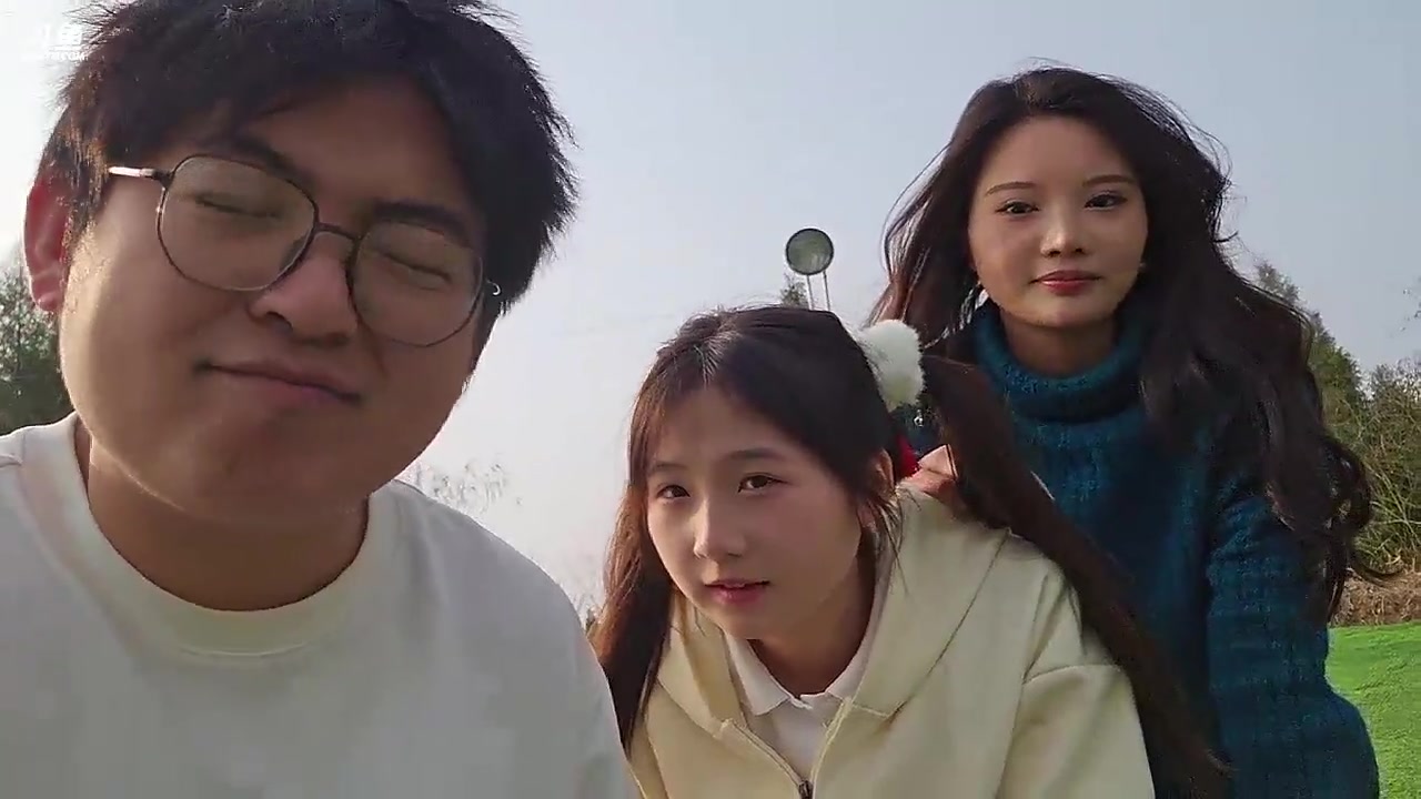 我在斗鱼看火力堂主直播户外