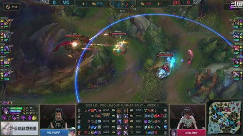 我在斗鱼看英雄联盟赛事直播英雄联盟