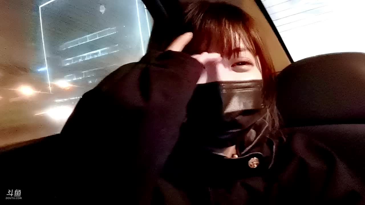 我在斗鱼看不2不叫周淑怡直播英雄联盟